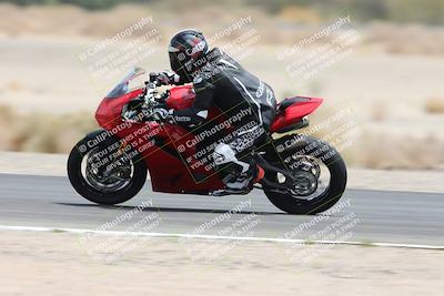media/May-05-2025-Moto Forza (Mon) [[3c1838c5e5]]/2-B Group/Session 3 (Panning Test Turn 14 Inside)/